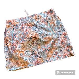 “T” by Talbots NWT PXL skort in shades of orange & blue on white / soooooo soft!